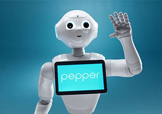 Pepper机器人协助培训下一代机器人专家