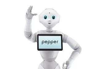 pepper人形机器人在企业中开启AI模式